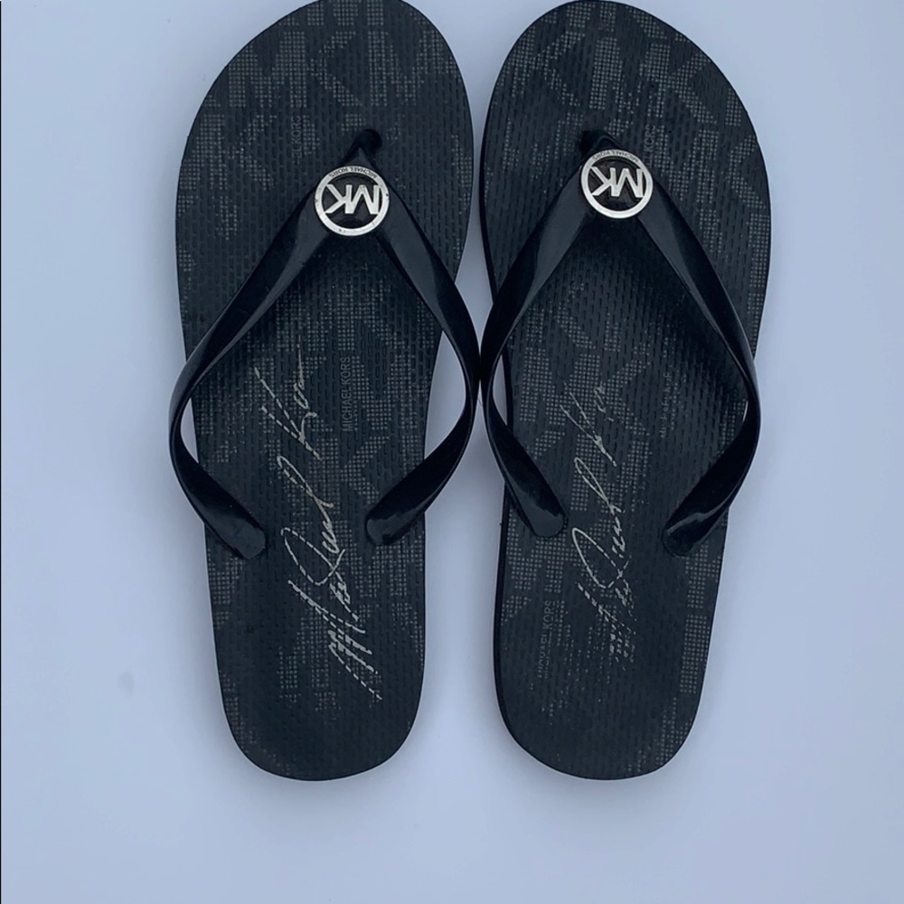 Micheal kors flipflops